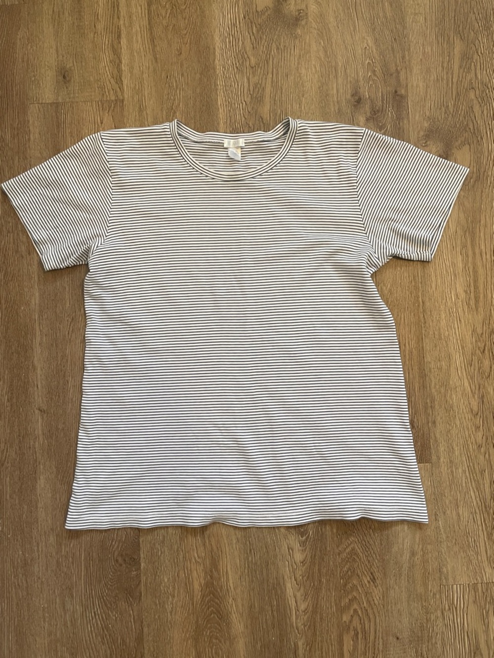 LAKE Striped Short Sleeve Top
